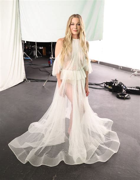 leann rimes see through dress|See LeAnn Rimes Stun in Sheer Dress at the 2022。